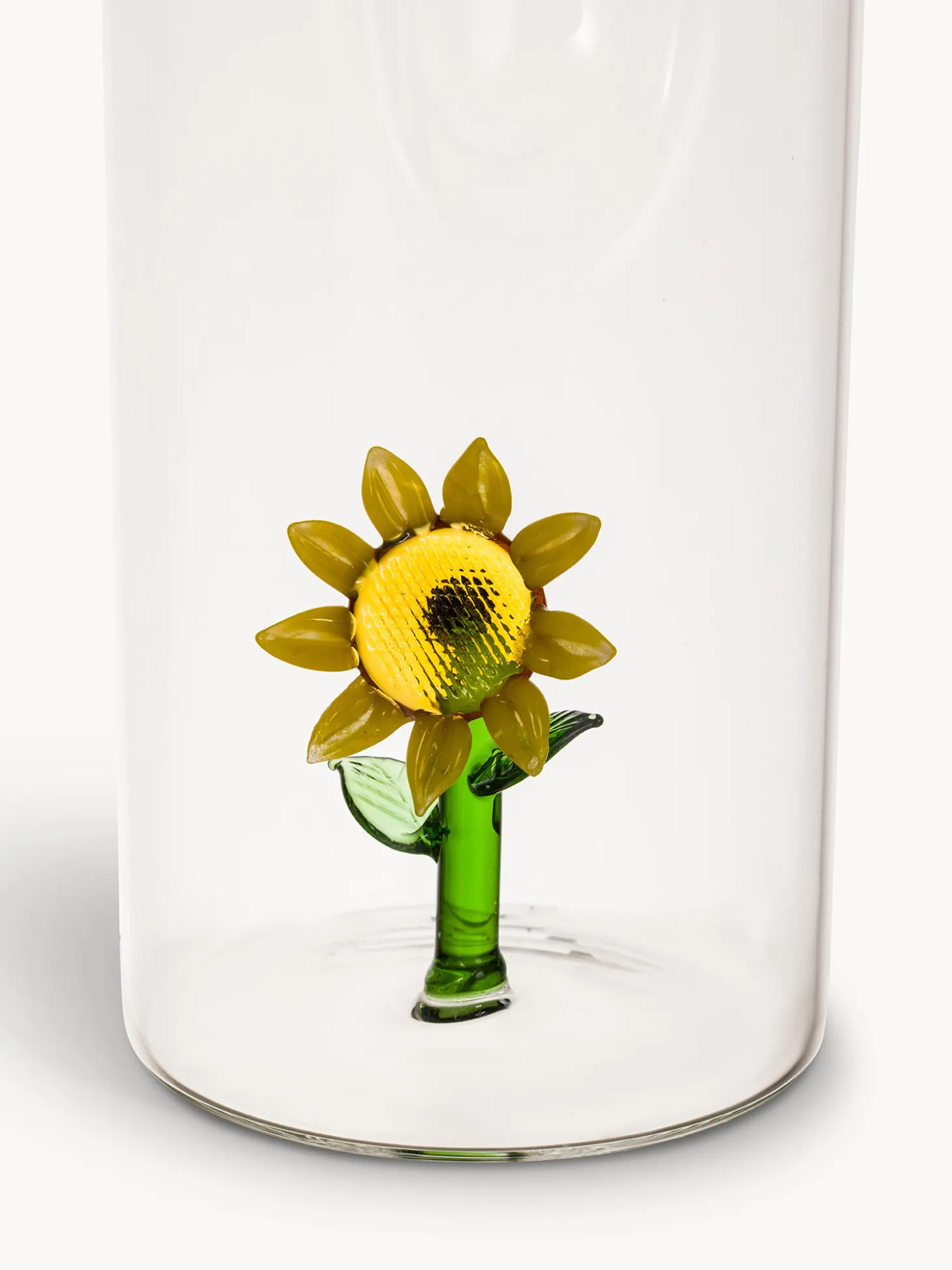 Caraffa in vetro borosilicato dettaglio fiore