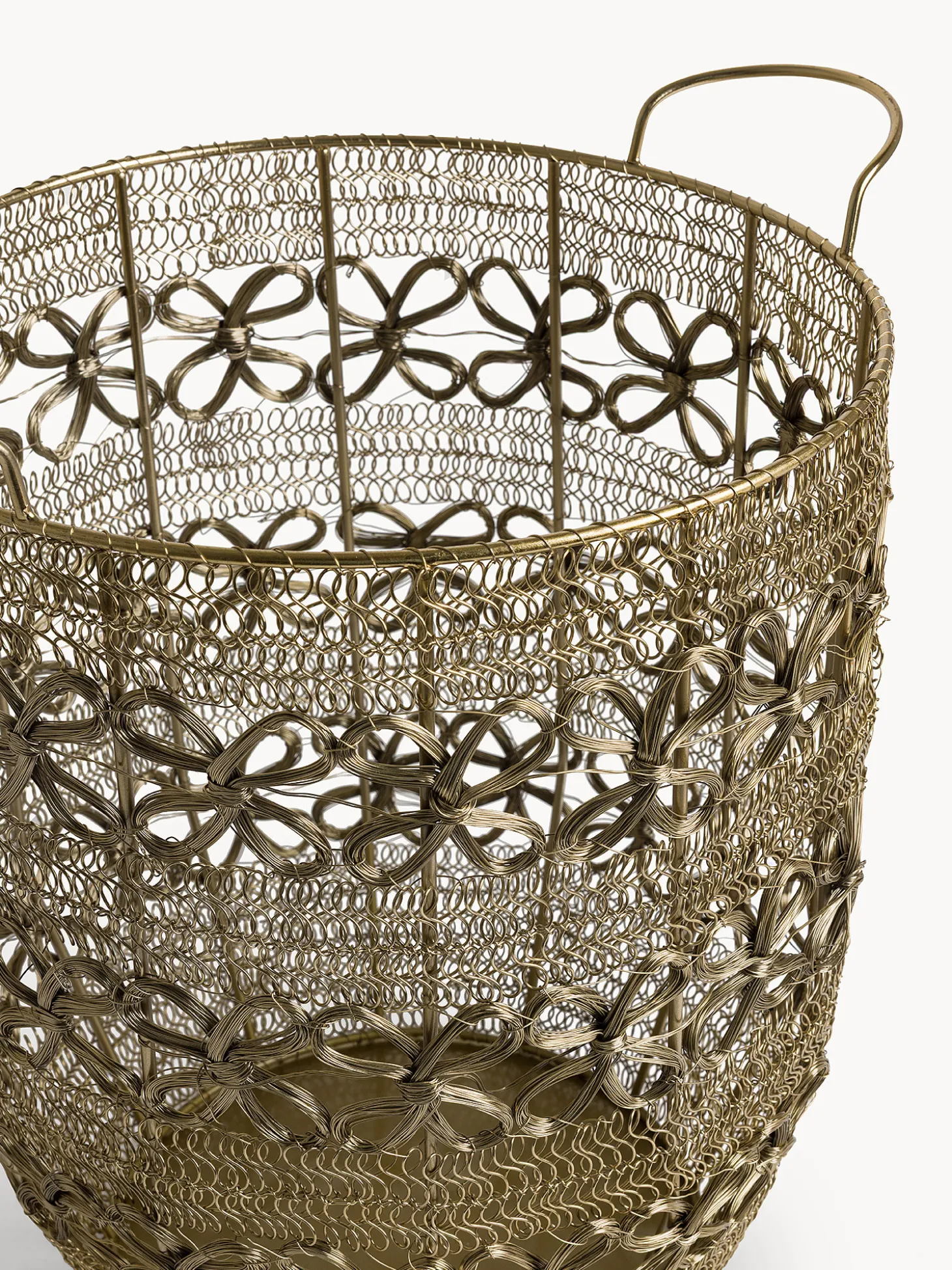Cesto decorativo in filo metallico