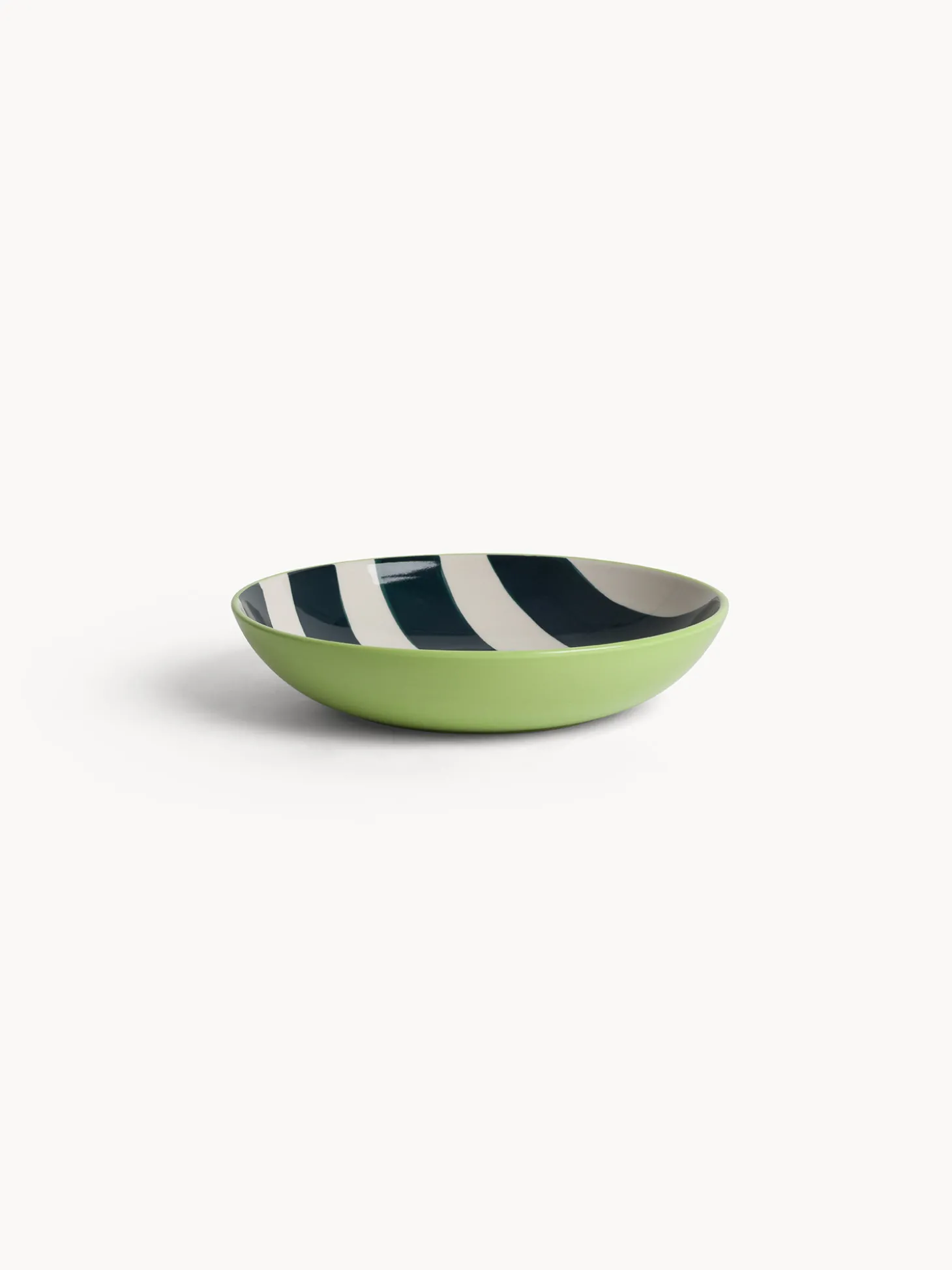 Piatto fondo in ceramica a righe