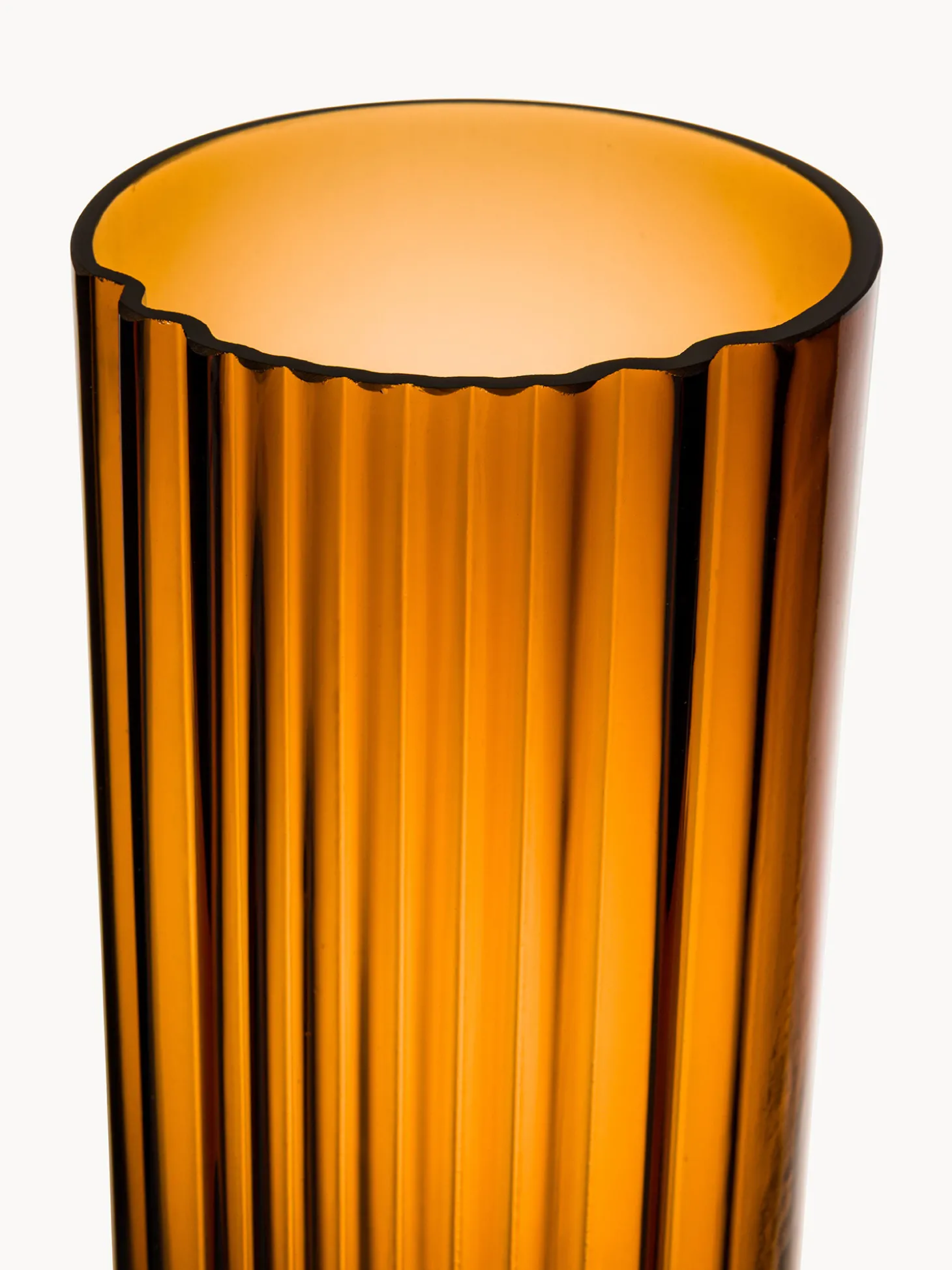 Vaso in vetro colorato in pasta